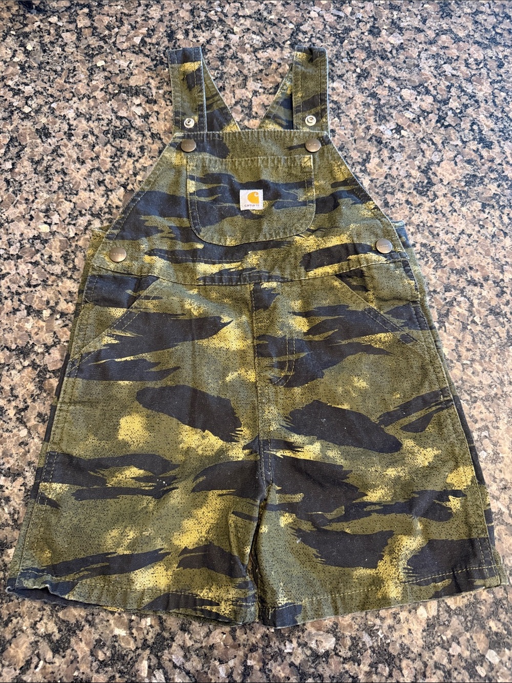 Carhartt Orange Graphic Tee with Green Camo Overall shorts - Picture 2 of 8
